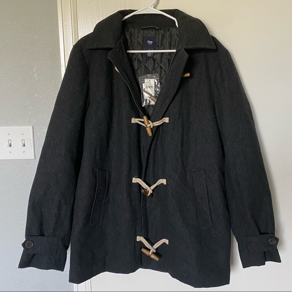 Gap Jacket w/ Hood & Wood/Rope Button Detail